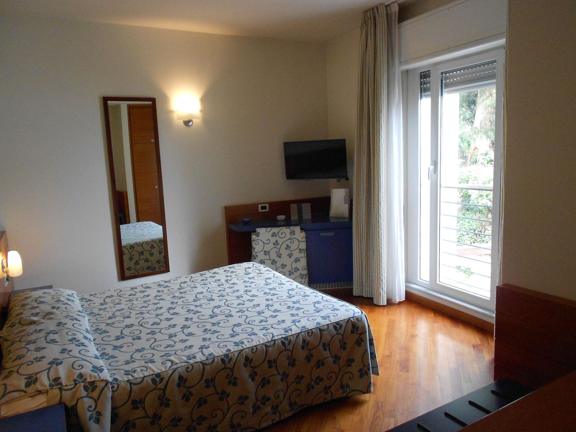 Hotel Le Roi Varazze Buitenkant foto