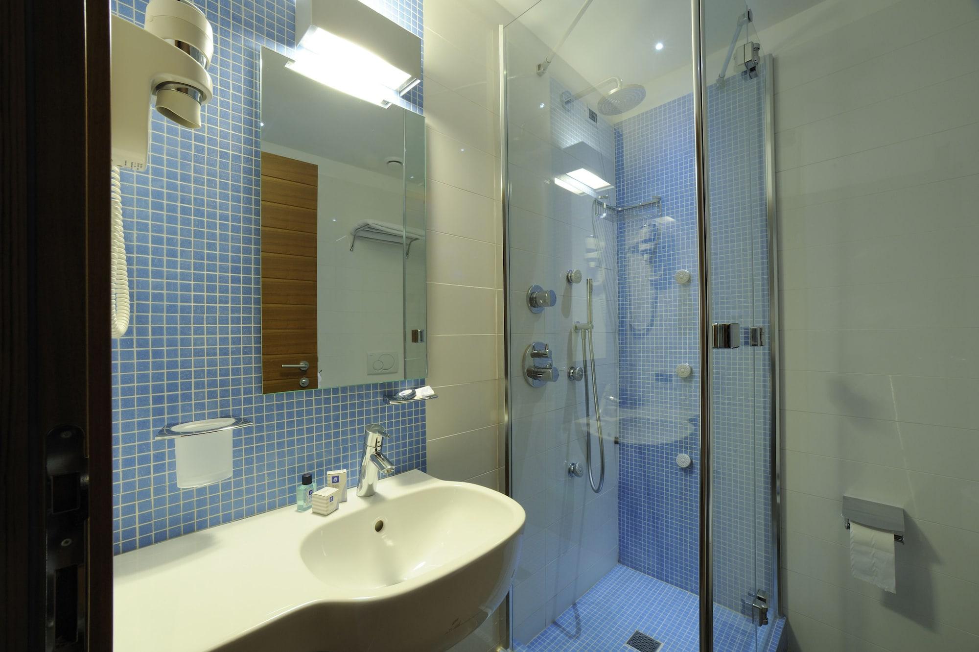 Hotel Le Roi Varazze Buitenkant foto