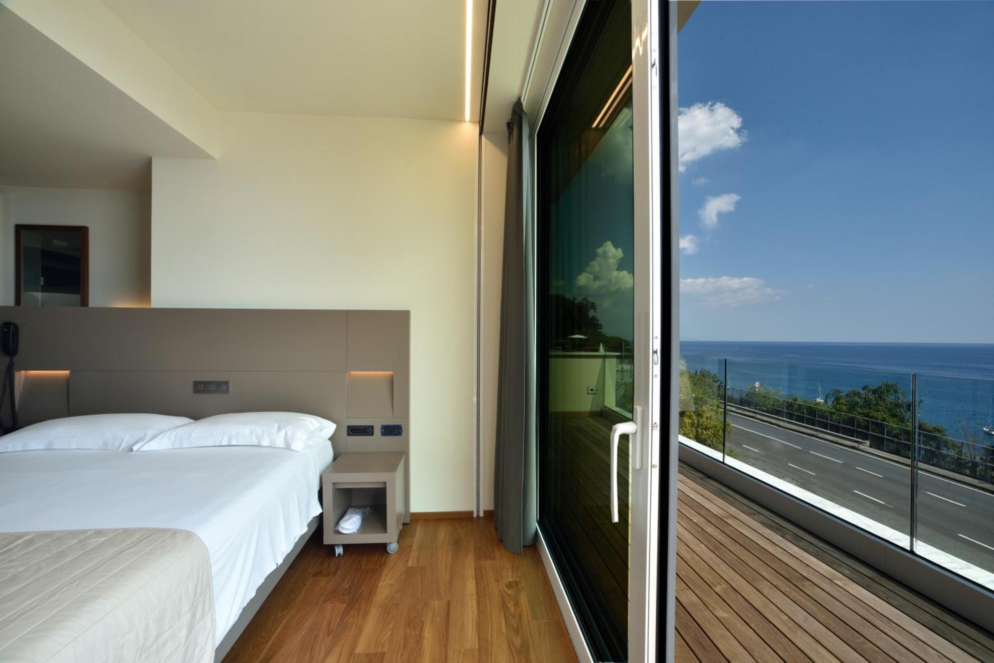 Hotel Le Roi Varazze Buitenkant foto
