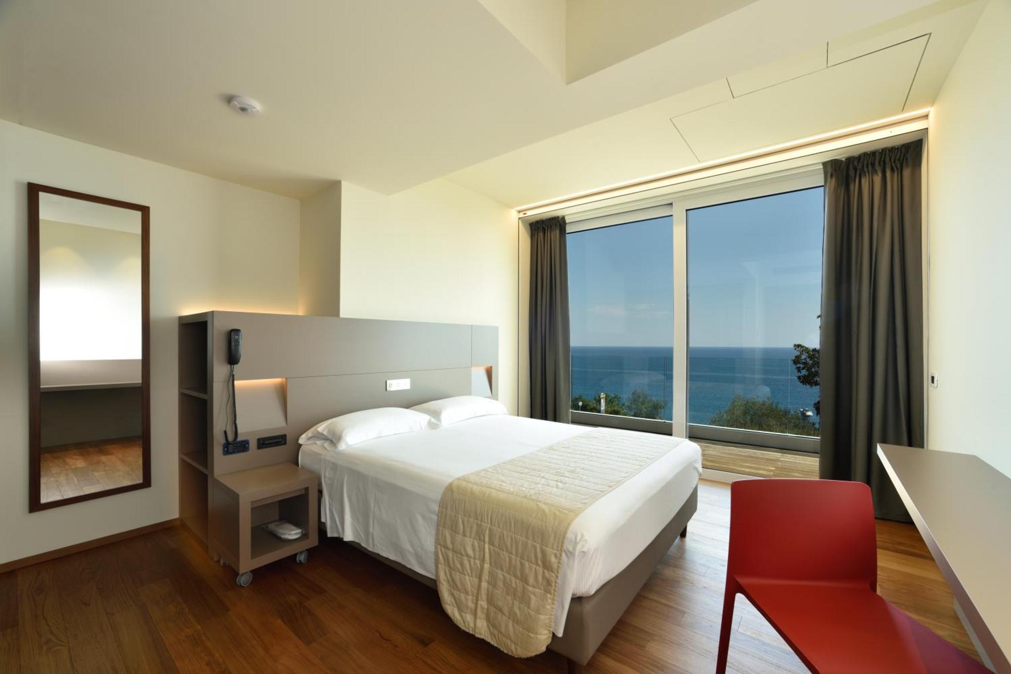 Hotel Le Roi Varazze Buitenkant foto