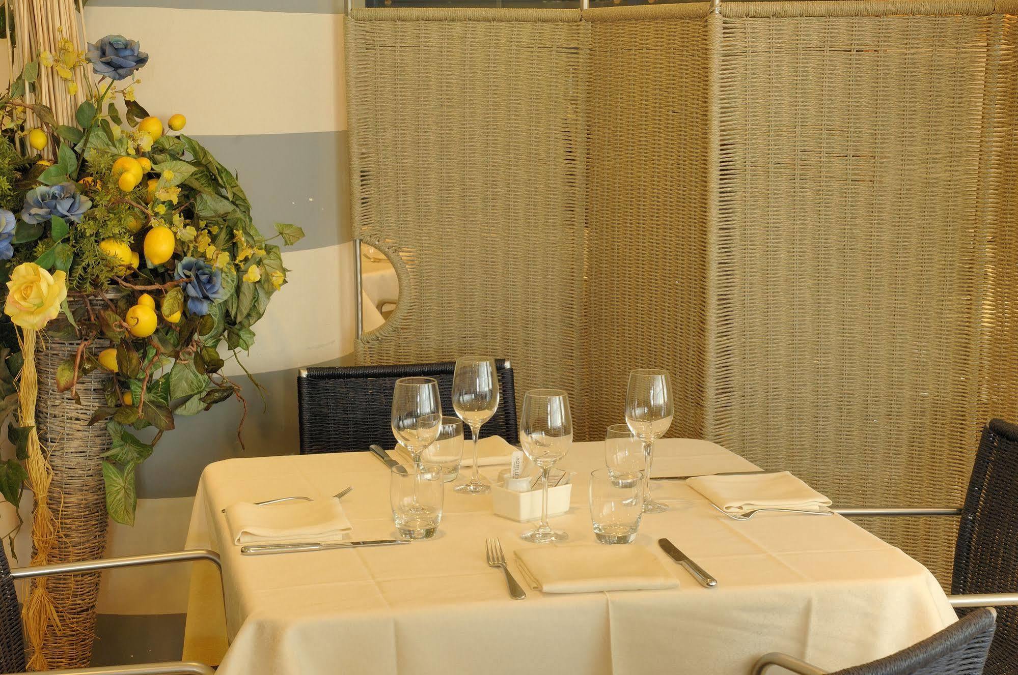 Hotel Le Roi Varazze Buitenkant foto